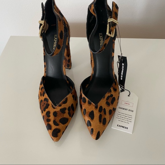 Express Printed Heels - Picture 2 of 5